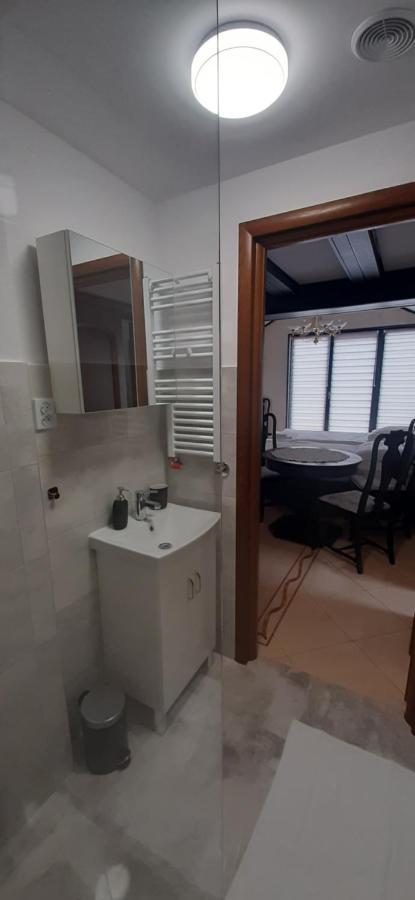 Apartamenty U Eli ชวีโนวิชแจ ภายนอก รูปภาพ