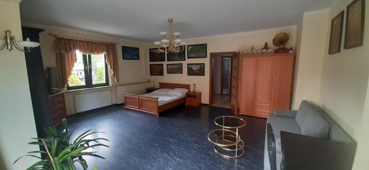 Apartamenty U Eli ชวีโนวิชแจ ภายนอก รูปภาพ